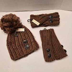 NWT Simply Noelle Carmel Brown Winter Accessory Set w/ Beanie, Headband & Wrist
